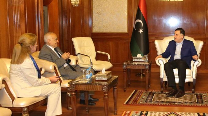 السراج والبعثة الأممية يناقشان تنفيذ الترتيبات الأمنية