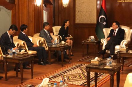 السراج يطلع خارجية كوريا الجنوبية على جهود ليبيا بشأن مواطنها المختطف