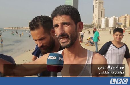 تقرير | أهالي طرابلس أصبح البحر ملاذهم في ظل تكرار انقطاع التيار الكهربائي