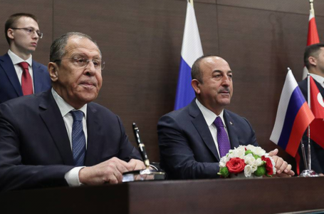 خارجيتا روسيا وتركيا تؤكدان دعمهما وقف إطلاق النار في ليبيا