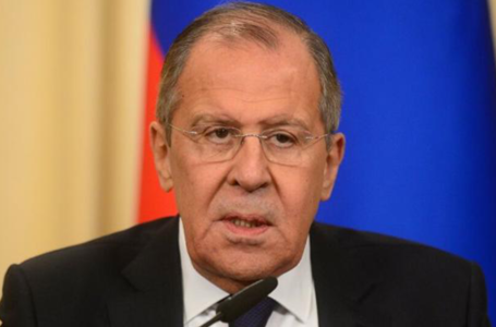 وزير الخارجية الروسي ونظيره الامريكي يبحثان تسوية الأزمة الليبية