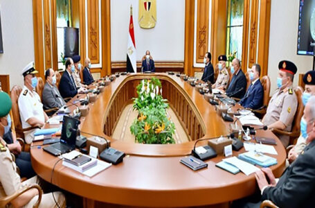 مجلس الدفاع الوطني المصري يؤكد التزامه بالحل السياسي في ليبيا
