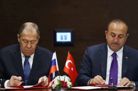 وزير الخارجية التركي: اقتربنا من اتفاق مع روسيا لتثبيت وقف إطلاق النار في ليبيا