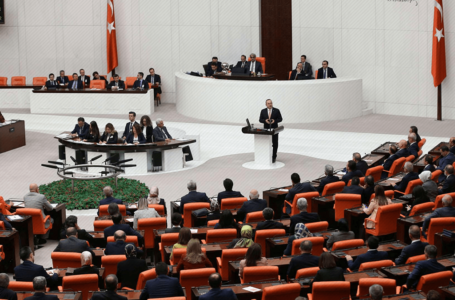 البرلمان التركي يناقش الثلاثاء المقبل تمديد مهام القوات التركية في ليبيا