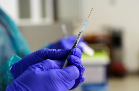 المجلس البلدي غريان يعلن تأجيل حملة التطعيم ضد فيروس كورونا
