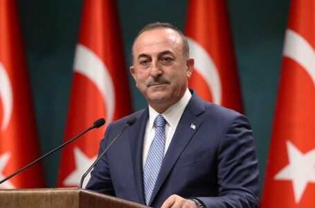 قبيل الاجتماعات التركية المصرية في القاهرة.. أوغلو يزور طرابلس