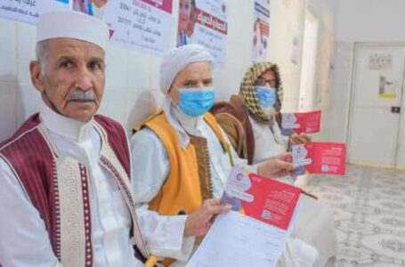 استمرار حملة التطعيم ضد فيروس كورونا بمدينة طبرق
