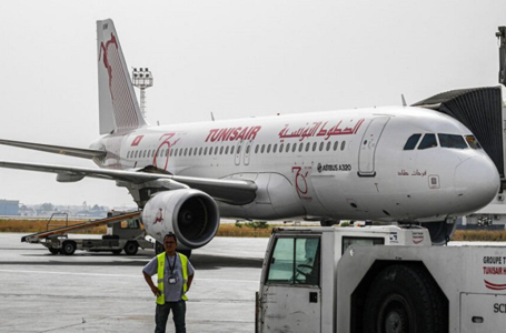 الخطوط التونسية تفتتح مكتب مبيعات لها في مطار معيتيقة