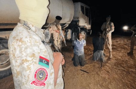 اللواء 444 يقبض على مهربي وقود بعدة مواقع بمدينة بني وليد
