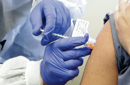 كوفيد فاكس: نتوقع تطعيم 70% من السكان بحلول أغسطس 2022