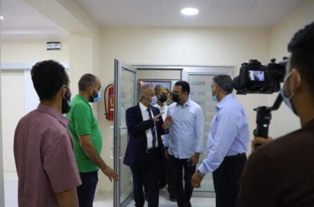وفد من وزارة الصحة التركية يقوم بزيارة مركز مصراتة الطبي ومركز عزل زليتن