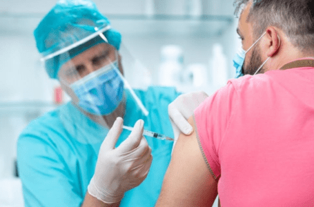 انطلاق الحملة الوطنية الاستثنائية للتطعيم ضد كورونا بمصراتة