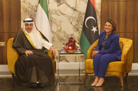 وصول وزير خارجية الكويت لحضور مؤتمر دعم استقرار ليبيا