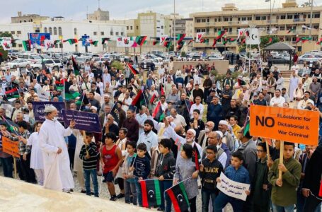 محتجون بمصراتة يرفضون ترشح مجرمي الحرب للرئاسية