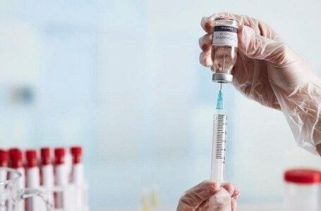 مكافحة الأمراض يبحث آلية عمل حملة التطعيم ضد كورونا