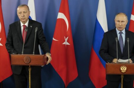 بوتين وأردوغان يناقشان تطورات الوضع في ليبيا