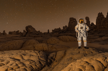 محاكاة لسير رائد فضاء ليبي على الكوكب الأحمر