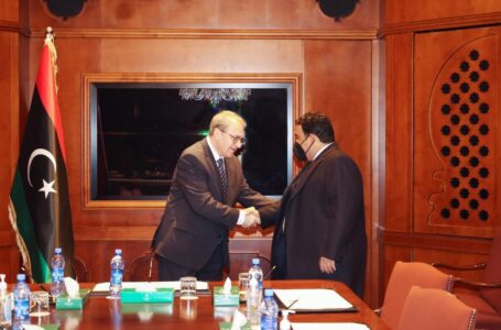 المنفي يلتقي بوغدانوف لبحث آخر تطورات الأوضاع السياسية في ليبيا