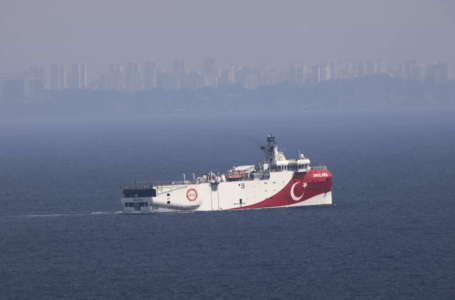 عملية “إيريني”: تركيا رفضت تفتيش سفينة “كوسوفاك” المتجهة لميناء مصراتة