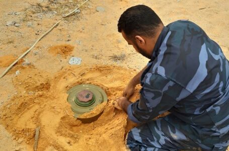 هيومن رايتس ووتش تطالب الجنائية الدولية التحقيق في زرع فاغنر الألغام بمحيط طرابلس