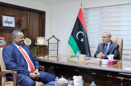 اللافي يبحث مع القائم بأعمال السفارة السودانية في ليبيـا تفعيل الاتفاقيات الأمنية بين البلدين.