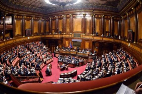 اللجنة البرلمانية لأمن إيطاليا: لا استقرار في ليبيا مع وجود مرتزقة فاغنر الداعمة لحفتر