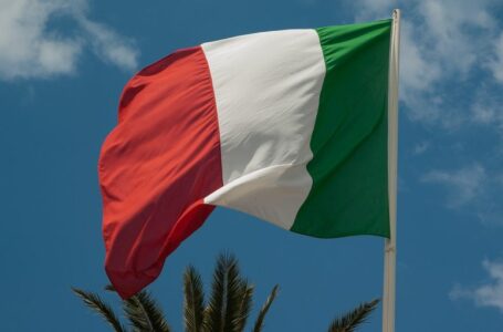 مجلس الشيوخ الإيطالي يوافق على قانون يسمح بتنفيذ مهام سرية في ليبيا
