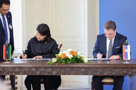 ليبيـا وصربيا توقعان مذكّرة تعاون في مجال إعداد الكوادر الدبلوماسية