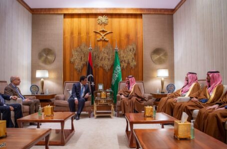 المنفي يبحث مع بن سلمان مستجدات الوضع في ليبيا