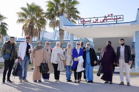 “قافلة العيون 7” لمستشفى طرابلس تنهي زيارتها لمدينة سرت