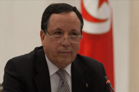 وزير خارجية تونس الأسبق يقر بغياب بلاده عن الملف الليبي