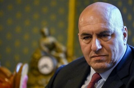 وزير الدفاع الإيطالي: مهتمون بتطورات ليبيا، وحل أزمة المتوسط تمر عبر دول الخليج والشرق الأوسط