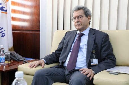 وزير النفط يبحث تعزيز آليات التعاون مع الشركات الدولية لا سيما الأمريكية العاملة في ليبيا