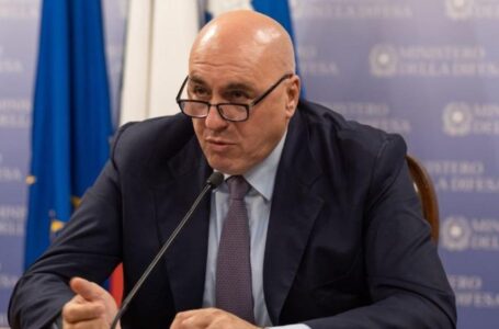 وزير الدفاع الإيطالي: مجموعة فاغنر الروسية تقف وراء ظاهرة الهجرة.