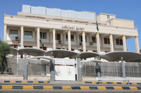 النيابة العامة: إخلاء 77 عقارا مملوكا لأسر غادرت مدينة بنغازي جرى الاستيلاء عليها.
