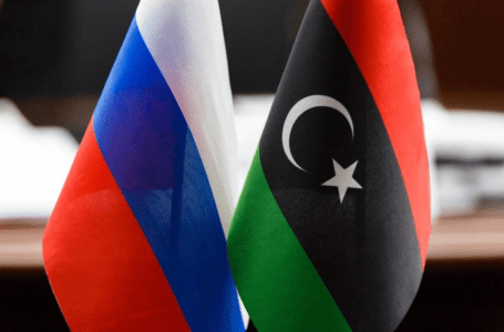 وكالة بلومبرغ: تتطلع موسكو لترسيخ وجودها في ليبيا بتجاوز دعمها التقليدي لحفتر