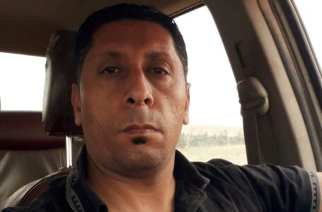 منظمة رصد تحمّل سلطات المنطقة الشرقية مسؤولية اختطاف العمروني وتدعو للإفراج الفوري عنه.