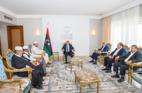 تكالة يبحث مع وفد من مجلس أعيان ليبيـا الاستفادة من التكاتف الشعبي لتوحيد مؤسسات الدولة