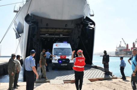 وزير الصحة التركي يؤكد وصول فرق ومعدات طبية لمساعدة المناطق المتضررة شرق ليبيا