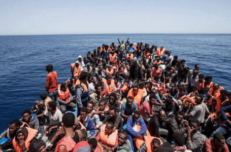 العثور على أكثر من 250 مهاجرا غير شرعي قبالة السواحل الليبية
