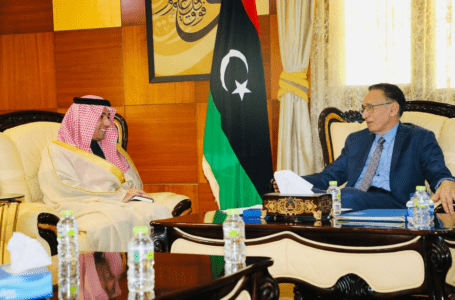 الحويج يبحث مع القائم بأعمال السفارة السعودية تدشين خط تجاري بين ليبيـا والمملكة
