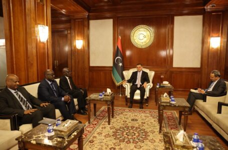 الدبيبة يؤكد تقديم التسهيلات اللازمة لكافة اللاجئين السودانيين في ليبيـا
