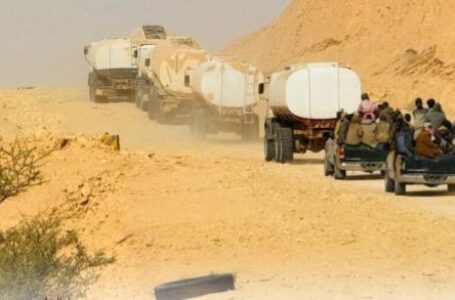 الغارديان: الوقود الليبي المهرب يُشعل نيران الحرب الأهلية في السودان