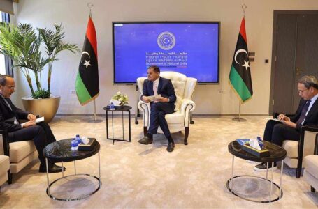 الدبيبة يبحث مع السفير الإيراني لدى ليبيا التعاون بين البلدين في شتى المجالات
