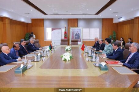 ليبيا والمغرب توقعان مذكرة تفاهم لتعزيز التعاون الرقابي بين ديوان المحاسبة والمجلس الأعلى للحسابات