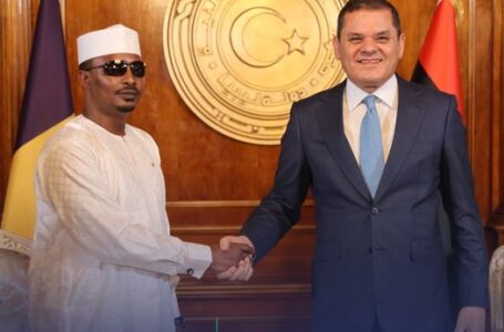 الدبيبة يبحث مع الرئيس التشادي التعاون في ملفات التجارة الحرة والهجرة وتأمين الحدود