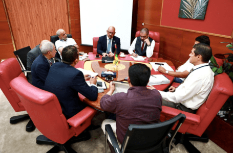 اتفاق مع منظمة الصحة العالمية على مشروع دعم النظام الصحي وتجهيز غرفة العمليات المركزية